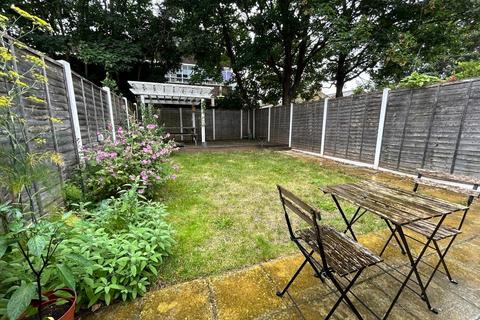 7a Farley Road, London, SE6 2AA