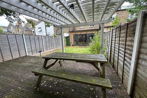 7a Farley Road, London, SE6 2AA