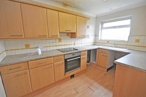 2 bedroom flat for sale, Mill Road, Hailsham