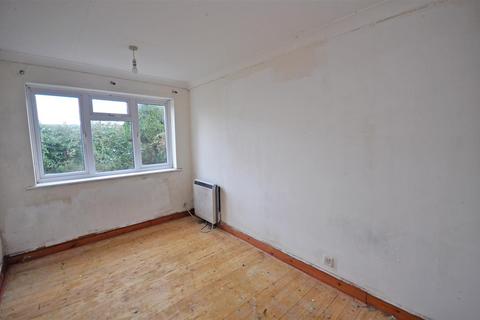 2 bedroom flat for sale, Mill Road, Hailsham