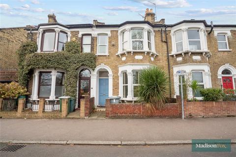 4 bedroom terraced house to rent, Ham Park Road, London E15