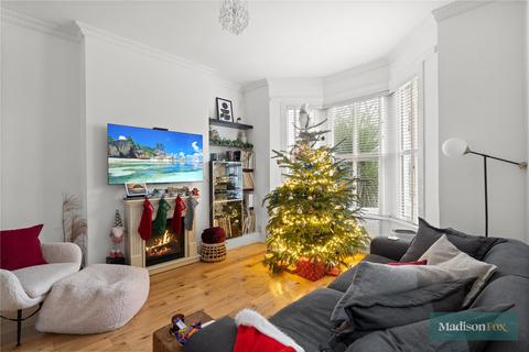 4 bedroom terraced house to rent, Ham Park Road, London E15