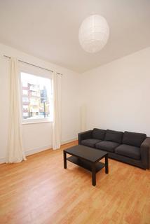 3 bedroom maisonette to rent, Packington Street, Islington, London, N1