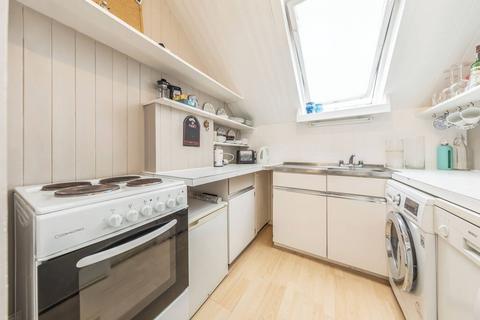 2 bedroom flat to rent, Fulham Park Gardens, Fulham, London, SW6