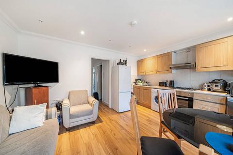 Green Lanes, Newington Green, London, N16