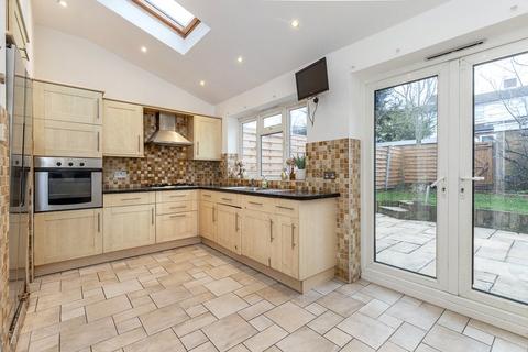 3 bedroom townhouse for sale, Brenchley Close, Bromley, BR2