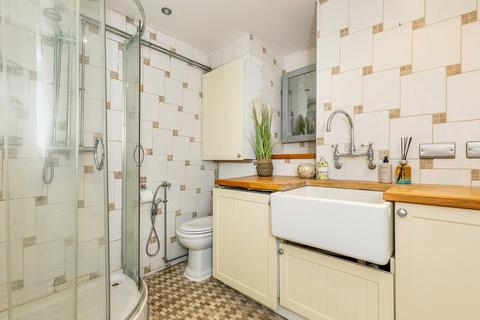 22 Brenchley Close, Bromley, BR2 9DR