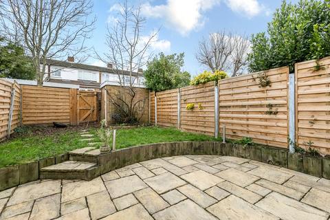 22 Brenchley Close, Bromley, BR2 9DR