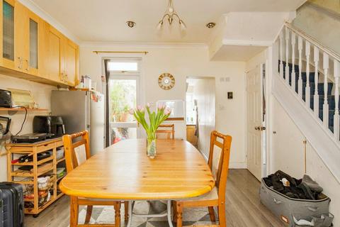 3 bedroom terraced house for sale, Datchet Road, London SE6