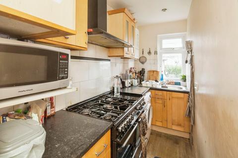28 Datchet Road, London, SE6 4BX