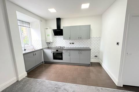 2 bedroom terraced house to rent, Upper Range, Halifax HX3