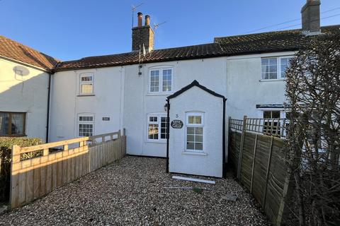 2 bedroom terraced house to rent, The Main Road, Utterbty LN11 0TP