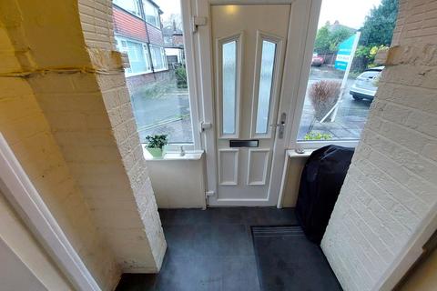 3 bedroom semi-detached house for sale, Colbourne Avenue, Crumpsall, M8