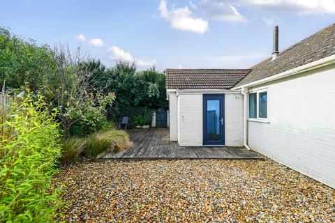 3 bedroom terraced bungalow for sale, First Avenue, Camber, East Sussex TN31 7FQ