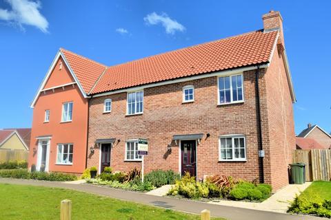 3 bedroom end of terrace house to rent, Watton