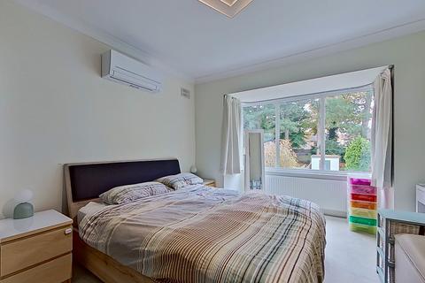 108 Antrobus Road, Sutton Coldfield, B73 5EL