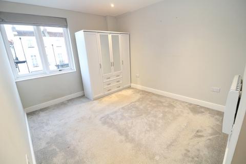 1 bedroom apartment to rent, St. Martins Walk, Dorking