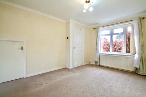 2 bedroom semi-detached house to rent, Sherwood Drive, Harrogate, HG2 7HE