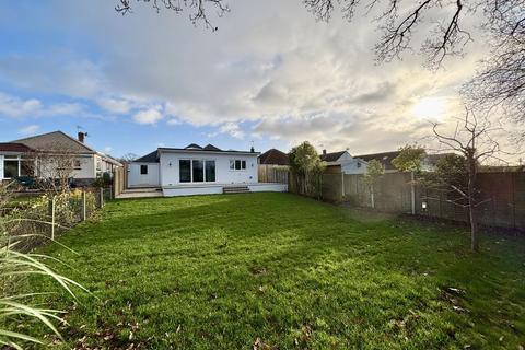 4 bedroom detached bungalow for sale, Fontmell Road, Broadstone