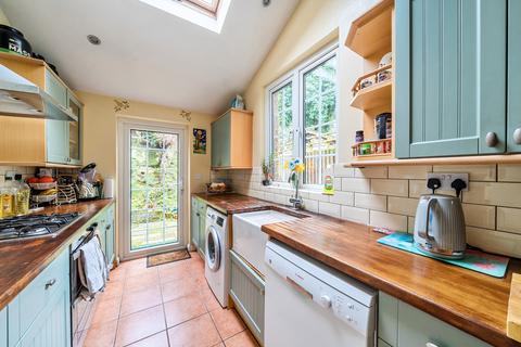 3 bedroom terraced house for sale, London Road, Surrey RH2