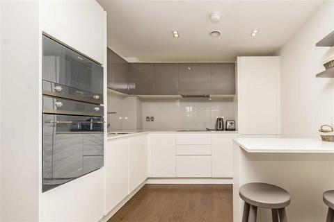 1 bedroom flat for sale, Lambeth High Street, London SE1