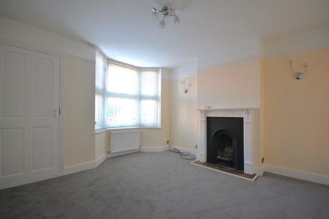 2 bedroom terraced house to rent, Rayne Road, Braintree