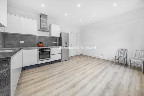 4 bedroom apartment to rent, Flaxman Road, London SE5