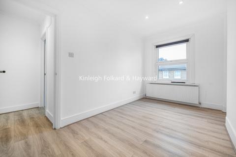 4 bedroom apartment to rent, Flaxman Road, London SE5