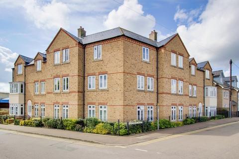 2 bedroom ground floor flat for sale, Sovereign Court, St. Neots PE19