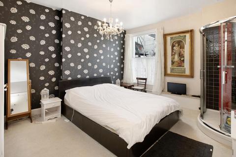 14 Barton Crescent, Dawlish, EX7 9QN