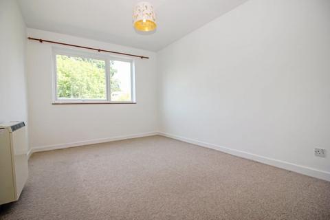 1 bedroom apartment for sale, Willow Grove, Chislehurst