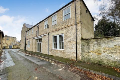 6 bedroom semi-detached house for sale, Carpenters Lane, Cirencester GL7