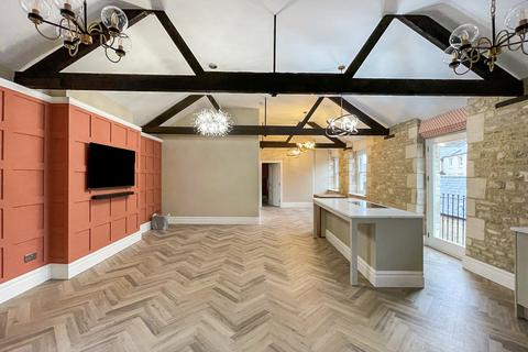 6 bedroom semi-detached house for sale, Carpenters Lane, Cirencester GL7