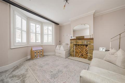 10 Albany Road, Old Windsor, Windsor, SL4 2QA