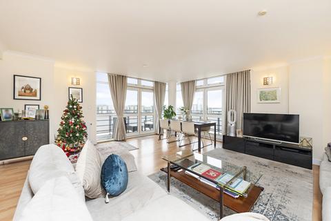 2 bedroom flat for sale, Langbourne Place, London