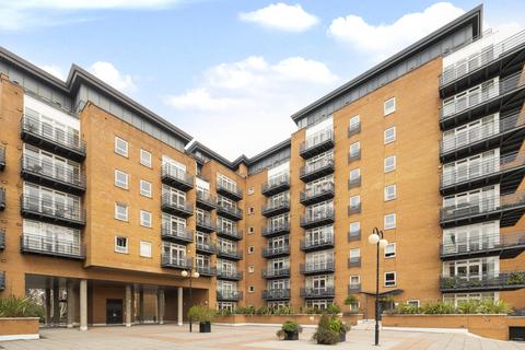 2 bedroom flat for sale, Langbourne Place, London