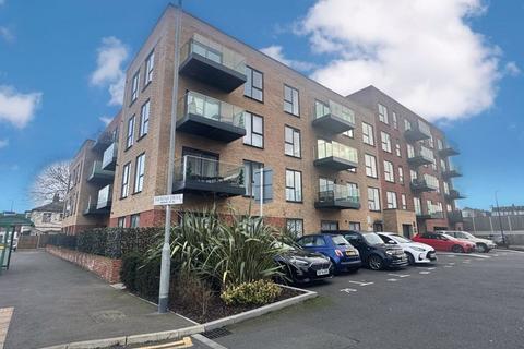 1 bedroom apartment for sale, Fairfax Drive, Westcliff-On-Sea