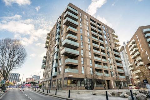 2 bedroom flat for sale, Lighterman Point, Docklands, London, E14