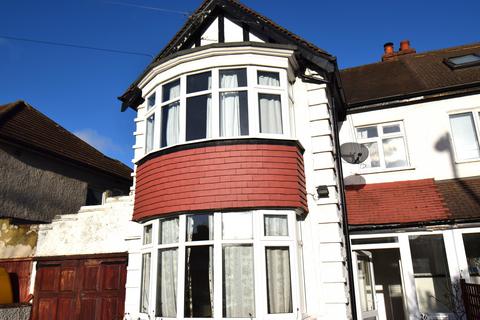 4 bedroom semi-detached house to rent, Somervell Road, Harrow HA2