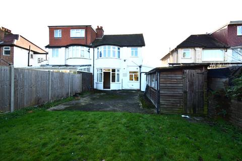 4 bedroom semi-detached house to rent, Somervell Road, Harrow HA2