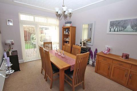 3 bedroom semi-detached house for sale, VIVIAN AVENUE, GRIMSBY