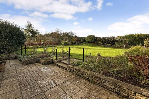 3 bedroom detached bungalow for sale, Newbury Road, East Hendred