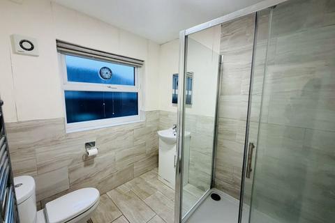 undefined, Flat 1, 143 Carholme Road, Lincoln