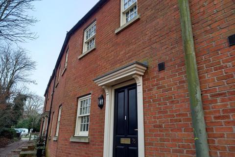 3 bedroom house to rent, West Street, Horncastle