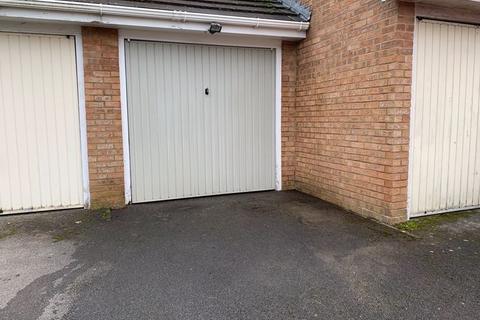 2 bedroom property to rent, Celandine Way, Chippenham