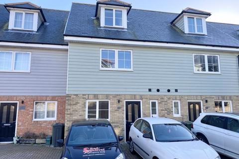 4 bedroom terraced house for sale, Tayberry Close, Newport