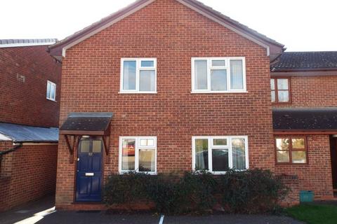 2 bedroom maisonette for sale, Two bedroom first floor maisonette with car parking, Redwood Road, Kings Norton, B30 1AD