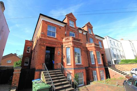 2 bedroom apartment for sale, Old Bath Road, Cheltenham, Gloucestershire, GL53