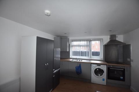 Studio to rent, Alfreton Road, Nottingham