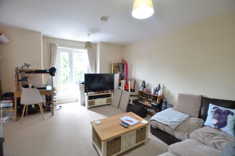 2 bedroom apartment to rent, Almond Court, Camberley